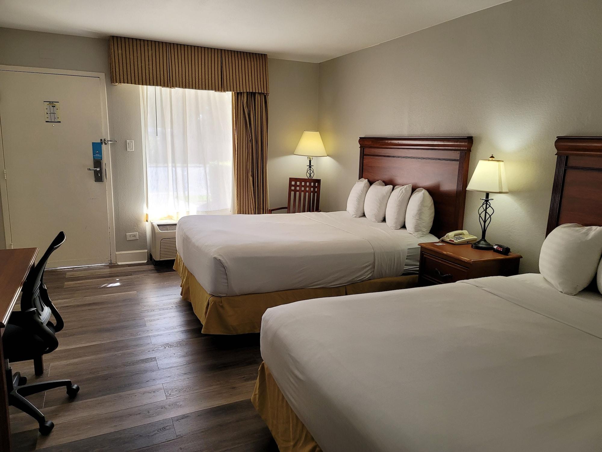 Days Inn By Wyndham Port Charlotte Town Center Dış mekan fotoğraf