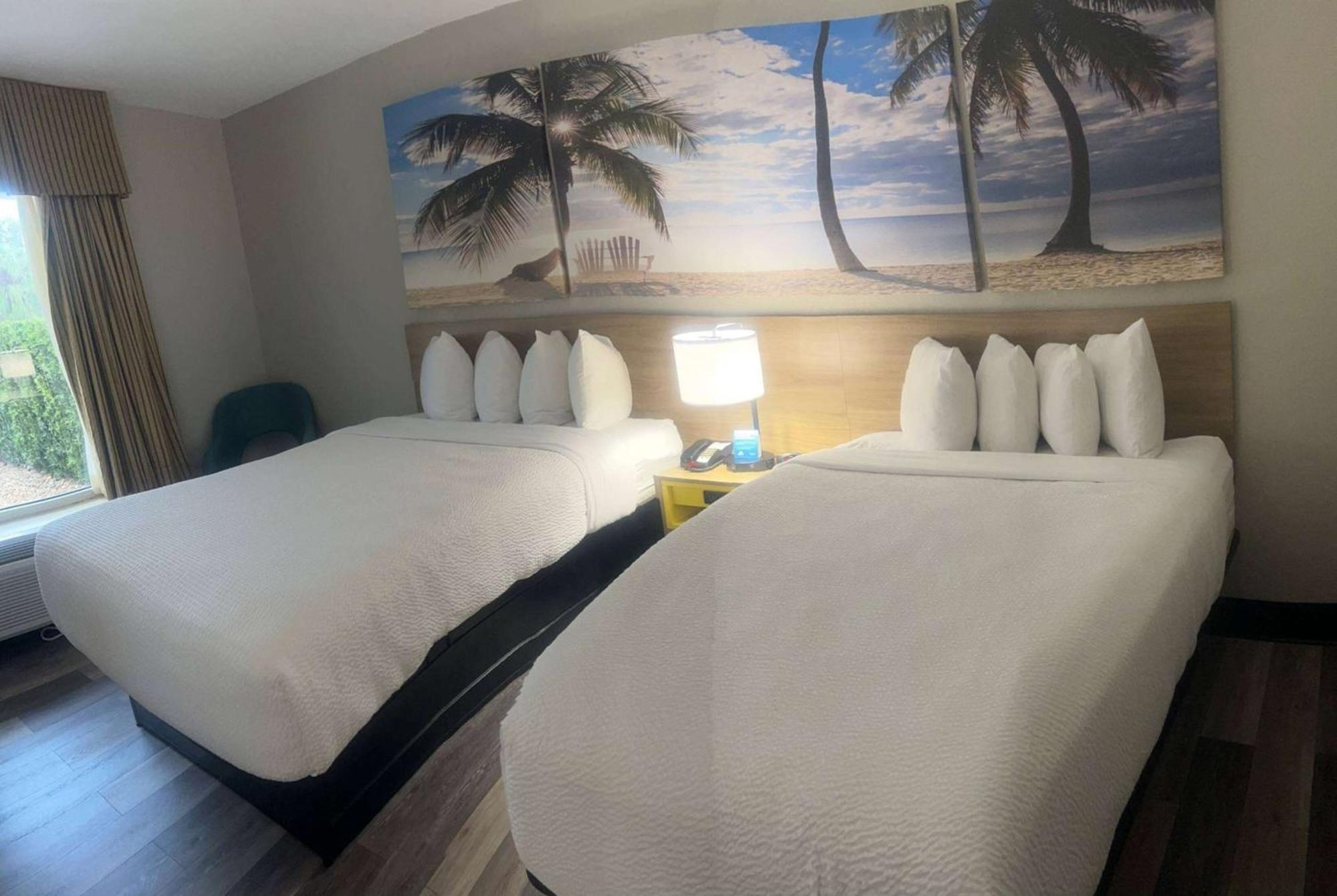 Days Inn By Wyndham Port Charlotte Town Center Dış mekan fotoğraf